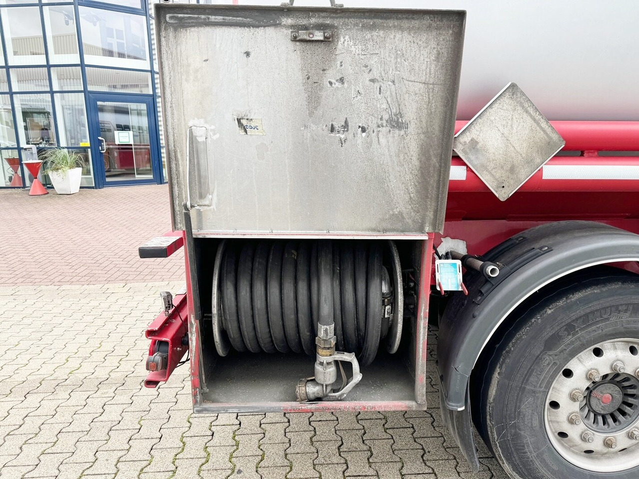 液罐半拖车 Schrader Z-STA 24-42.7/4 Tankauflieger Z-STA 24-42.7/4, 4 Kammern, ca. 42700l, 2x Liftachse, Oben-/Untenbefüllung：图13