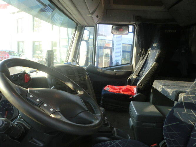 Stralis 440S43T/P 4x2 Stralis 440S43T/P 4x2, ONLY FOR SPAREPARTS!!! - 牵引车:图4 Stralis 440S43T/P 4x2 Stralis 440S43T/P 4x2, ONLY FOR SPAREPARTS!!! - 牵引车:图4