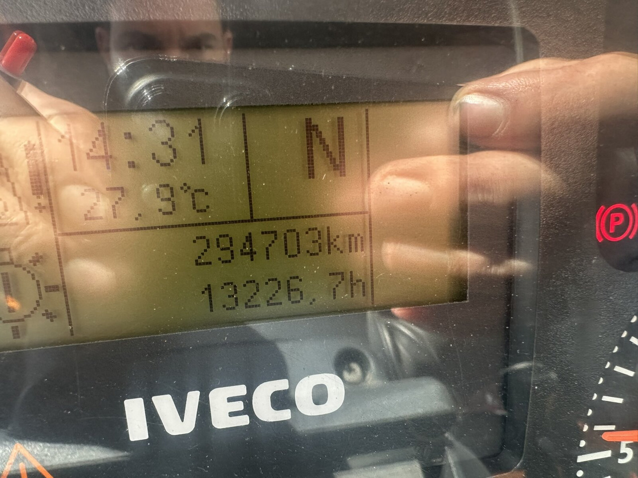 Trakker AD190T33WP 4x4 Trakker AD190T33WP 4x4, Winterdienstausstattung - 驾驶室底盘卡车:图2 Trakker AD190T33WP 4x4 Trakker AD190T33WP 4x4, Winterdienstausstattung - 驾驶室底盘卡车:图2