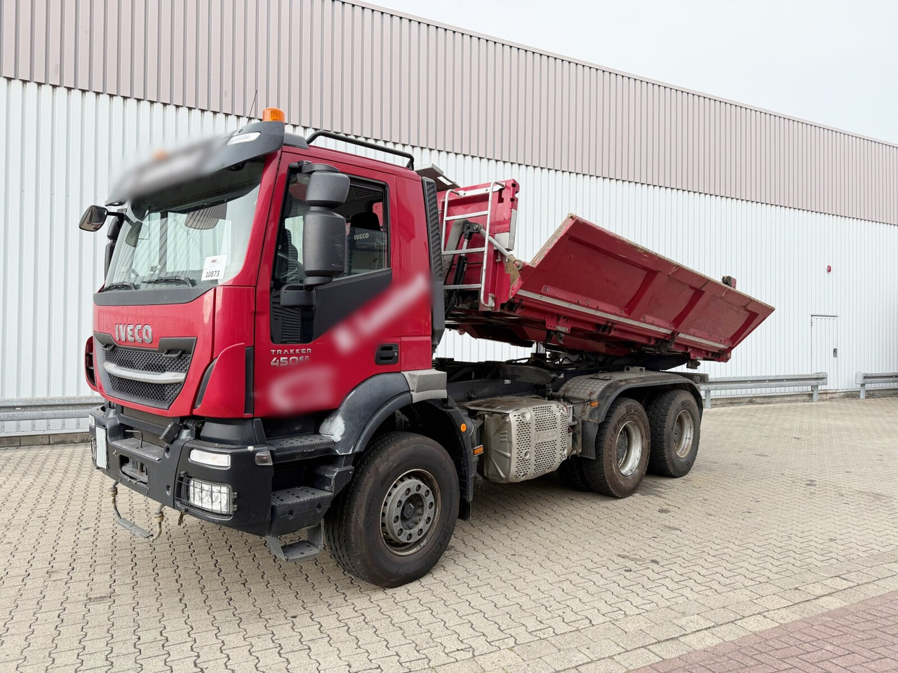 Trakker AD260T45 6x4 Trakker AD260T45 6x4, Bordmatik - 翻斗车:图1 Trakker AD260T45 6x4 Trakker AD260T45 6x4, Bordmatik - 翻斗车:图1