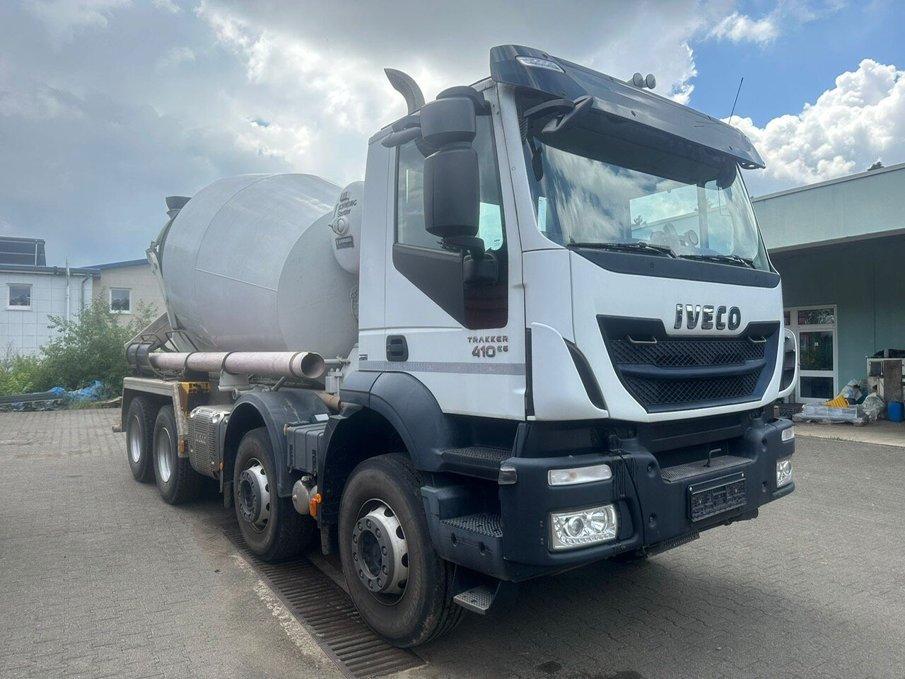 Trakker AD340T41B 8x4 Trakker AD340T41B 8x4, Betonmischer Stetter ca. 9m³ - 混凝土搅拌车:图2 Trakker AD340T41B 8x4 Trakker AD340T41B 8x4, Betonmischer Stetter ca. 9m³ - 混凝土搅拌车:图2