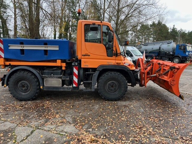 Unimog U 300 4x4 U 300 405/10 4x4, Kommunalhydraulik, WSK - 小型货车:图4 Unimog U 300 4x4 U 300 405/10 4x4, Kommunalhydraulik, WSK - 小型货车:图4