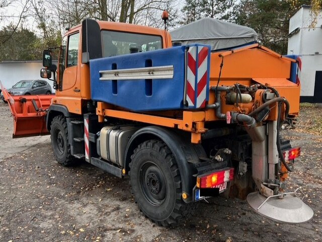 Unimog U 300 4x4 U 300 405/10 4x4, Kommunalhydraulik, WSK - 小型货车:图5 Unimog U 300 4x4 U 300 405/10 4x4, Kommunalhydraulik, WSK - 小型货车:图5