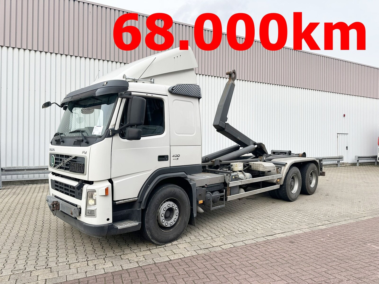 Volvo FM 400 6x4 R FM 400/6x4 R, VDL S-21-6200 4.50 bis 7.00m Container - 吊钩升降车:图1 Volvo FM 400 6x4 R FM 400/6x4 R, VDL S-21-6200 4.50 bis 7.00m Container - 吊钩升降车:图1