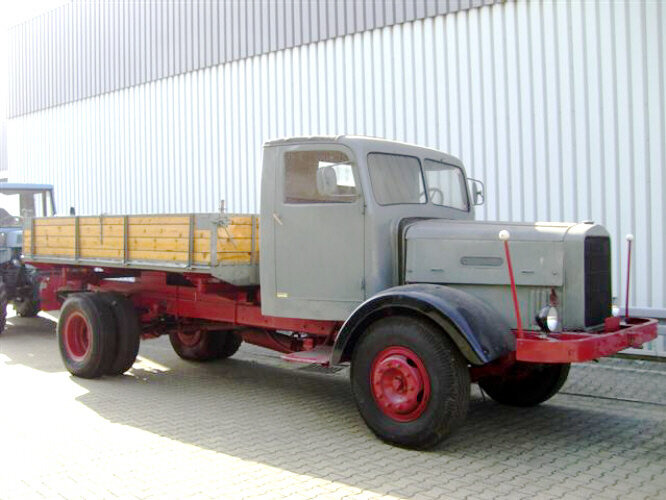 Vomag Typ H6 Kipper Oldtimer Vomag Typ H6 VEB BARKAS WERKE Oldtimer - 翻斗车:图1 Vomag Typ H6 Kipper Oldtimer Vomag Typ H6 VEB BARKAS WERKE Oldtimer - 翻斗车:图1