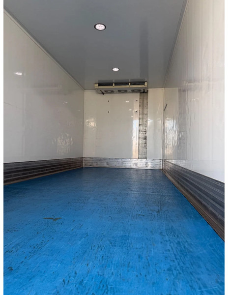 Iveco Eurocargo 120 220 + COOLING MACHINE + TIEFKUHL + NL TRUCK + AIRCO + 291.997 KM - 冷藏车:图4 Iveco Eurocargo 120 220 + COOLING MACHINE + TIEFKUHL + NL TRUCK + AIRCO + 291.997 KM - 冷藏车:图4