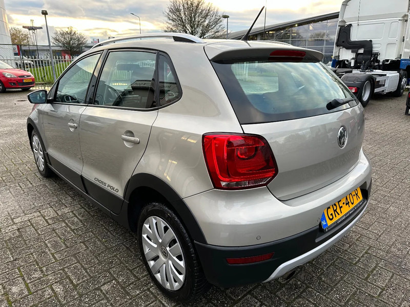 Volkswagen Polo 1.2 TSI CROSS + AUTOMATIC + 101.474 KM + APK/TUV - 掀背车:图3 Volkswagen Polo 1.2 TSI CROSS + AUTOMATIC + 101.474 KM + APK/TUV - 掀背车:图3