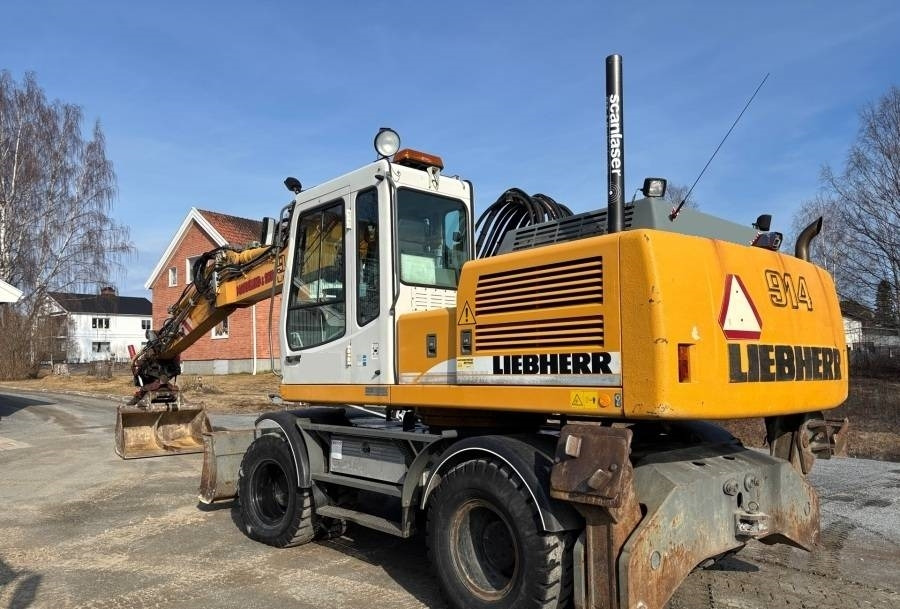Liebherr A 914 Litronic A2-PL Tiltrotator 30Km/h - 轮式挖掘机:图2 Liebherr A 914 Litronic A2-PL Tiltrotator 30Km/h - 轮式挖掘机:图2