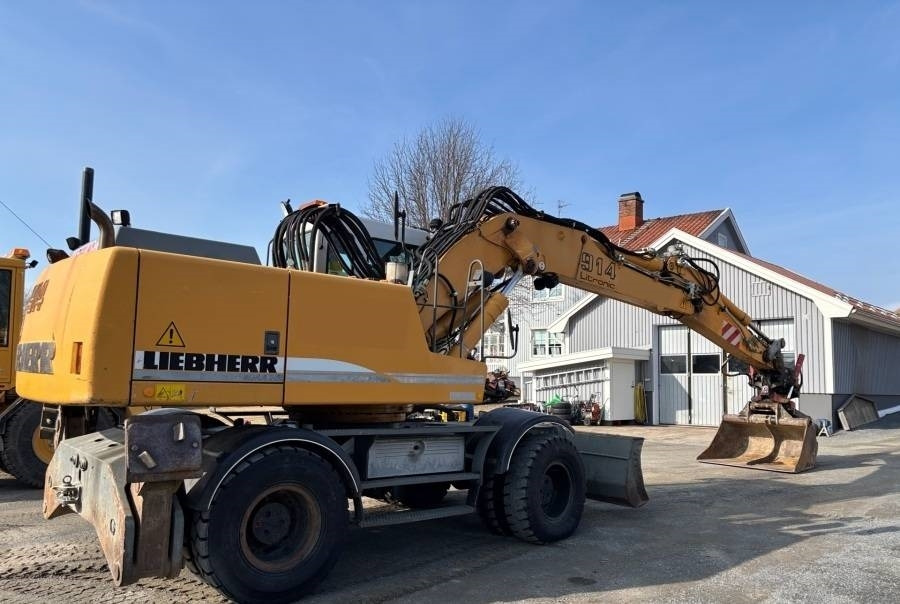 Liebherr A 914 Litronic A2-PL Tiltrotator 30Km/h - 轮式挖掘机:图3 Liebherr A 914 Litronic A2-PL Tiltrotator 30Km/h - 轮式挖掘机:图3