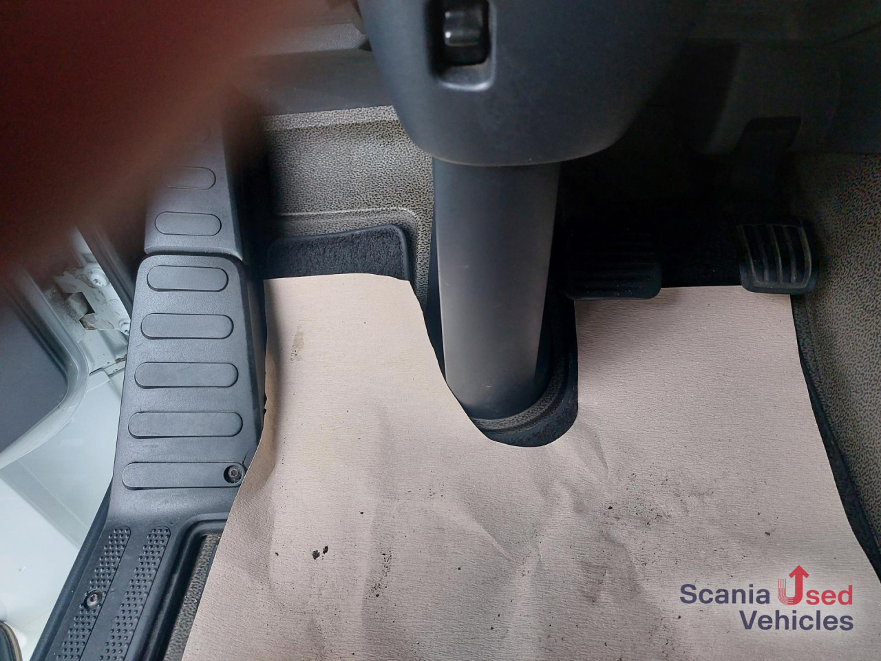 牵引车 DAF XF 480 FT SUPER SPACE CAB:图15 牵引车 DAF XF 480 FT SUPER SPACE CAB:图15