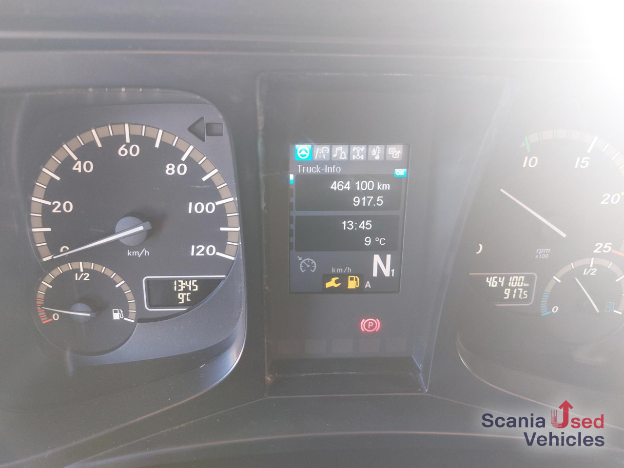 MERCEDES-BENZ Arocs 4142K Abroll Kipper HIAB XR26S51 / AP-Achsen - 翻斗车:图5 MERCEDES-BENZ Arocs 4142K Abroll Kipper HIAB XR26S51 / AP-Achsen - 翻斗车:图5