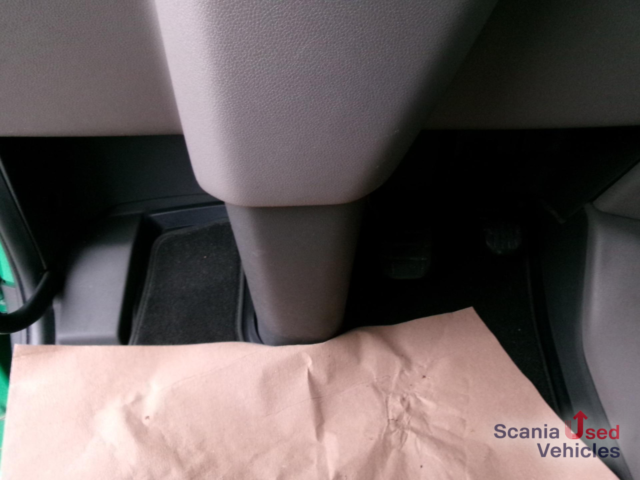 SCANIA R 450 A4x2EB 2 Tanks Standklima TOP!!! - 牵引车:图4 SCANIA R 450 A4x2EB 2 Tanks Standklima TOP!!! - 牵引车:图4