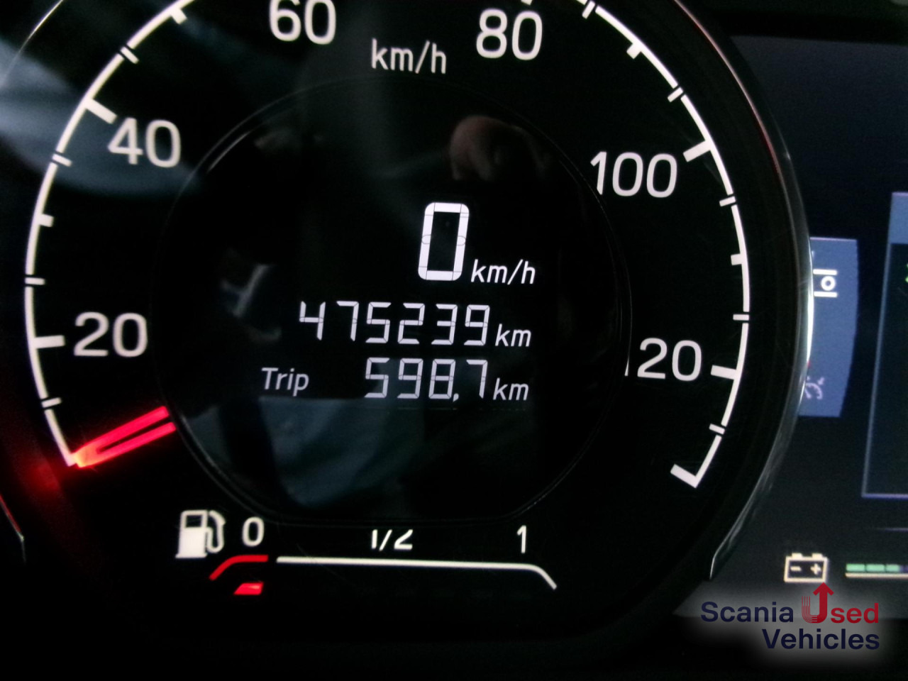 SCANIA R 450 A4x2EB 2 Tanks Standklima TOP!!! - 牵引车:图3 SCANIA R 450 A4x2EB 2 Tanks Standklima TOP!!! - 牵引车:图3