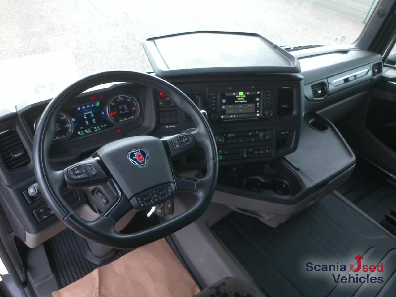 SCANIA R 460 A4X2NA - 牵引车:图2 SCANIA R 460 A4X2NA - 牵引车:图2