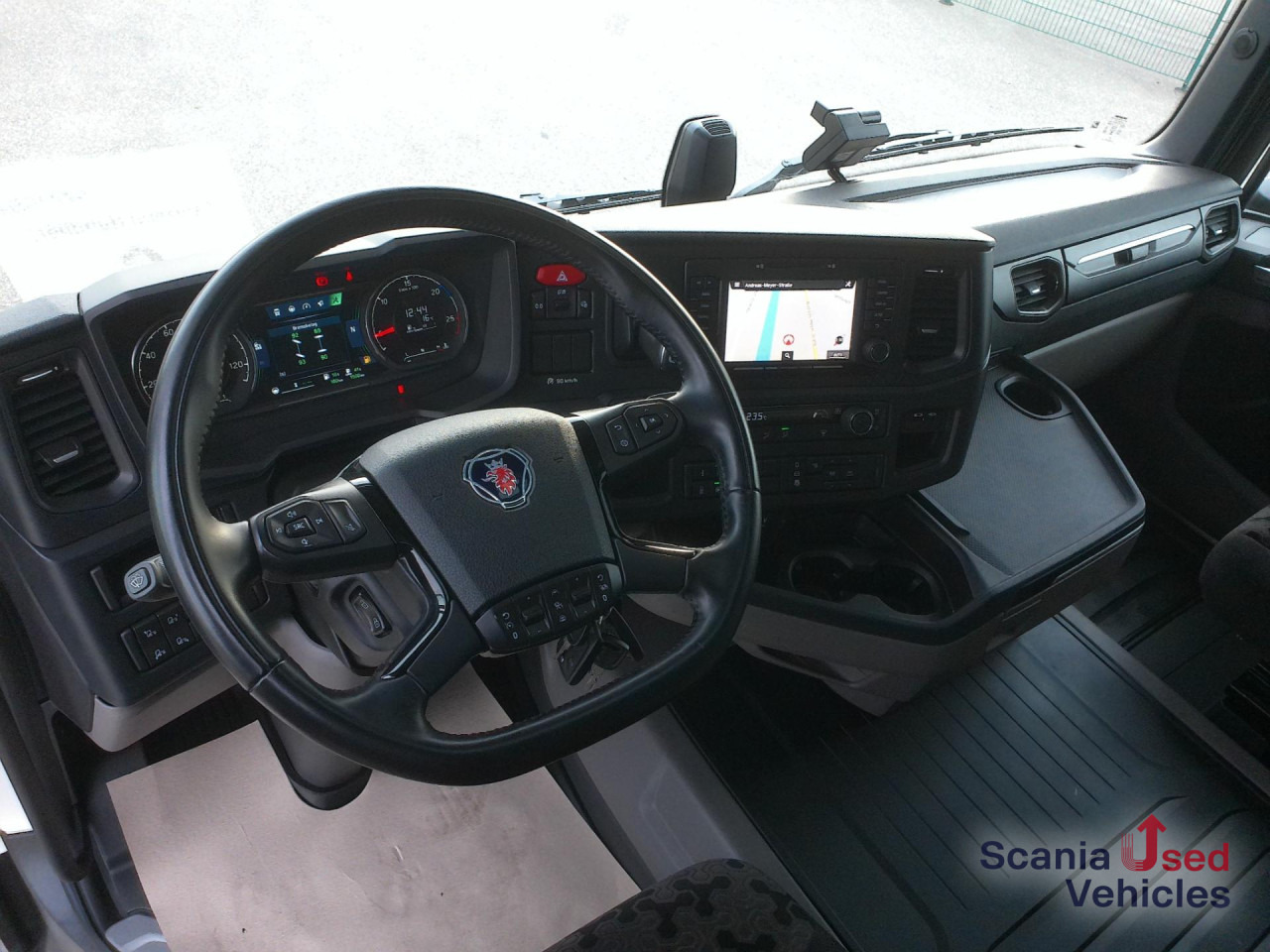 SCANIA R 460 A4x2EB - 牵引车:图2 SCANIA R 460 A4x2EB - 牵引车:图2