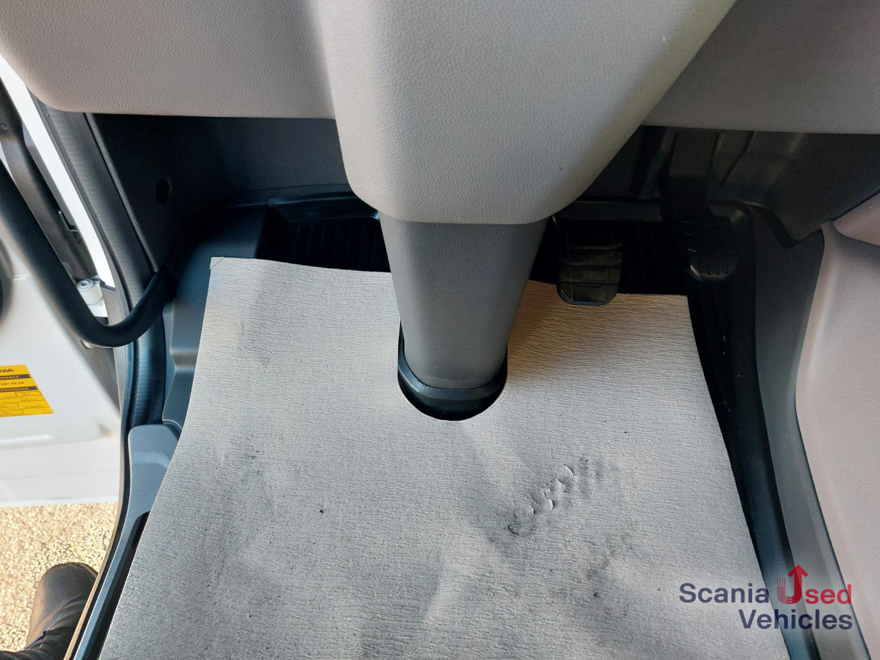 SCANIA R 460 A4x2EB - 牵引车:图2 SCANIA R 460 A4x2EB - 牵引车:图2