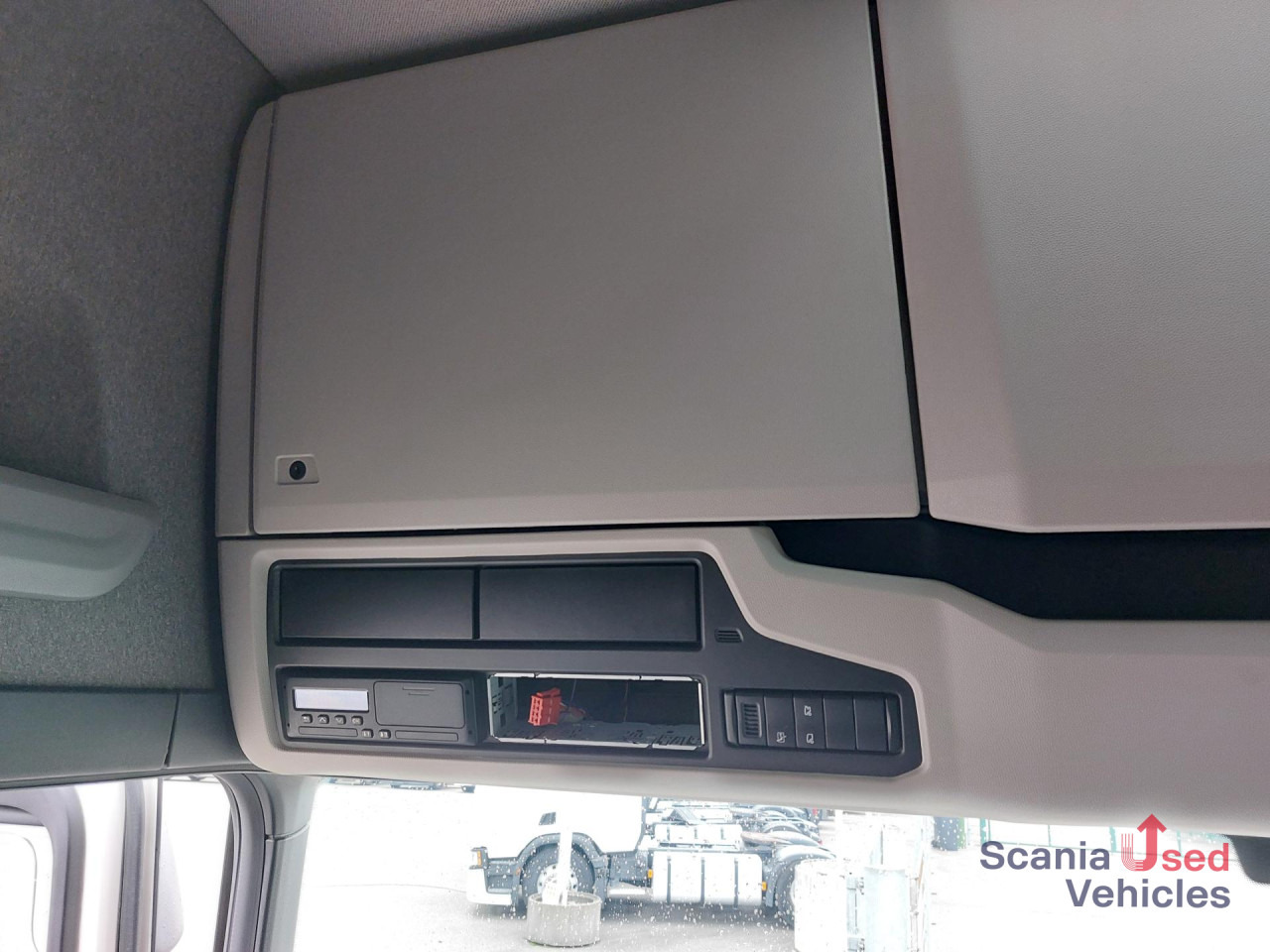 SCANIA R 460 A4x2NA 2 Kreis Hydraulik Navi Standklima Ret - 牵引车:图3 SCANIA R 460 A4x2NA 2 Kreis Hydraulik Navi Standklima Ret - 牵引车:图3