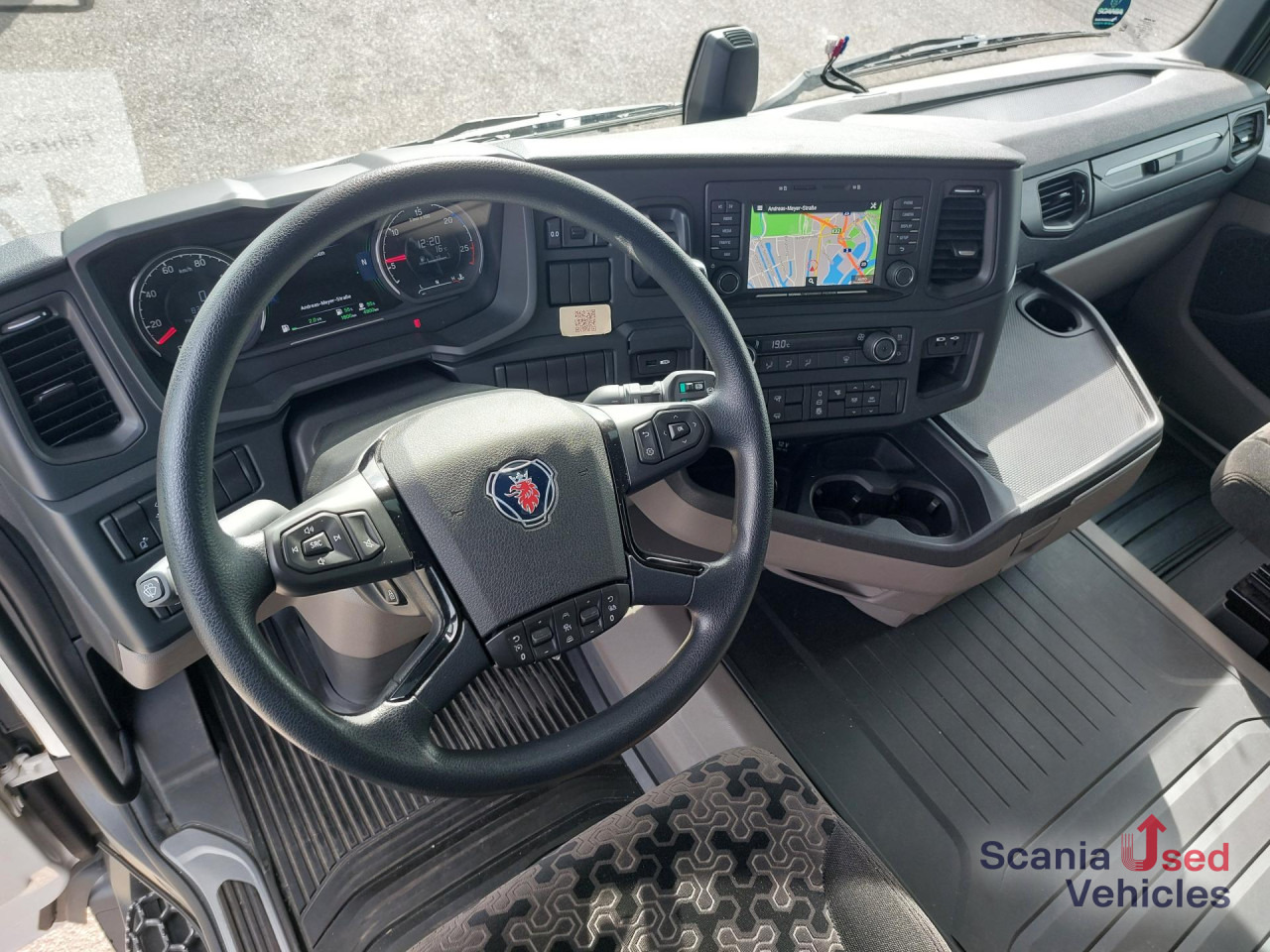 SCANIA R 460 A4x2NA SUPER, 2 Kreis Hydraulik - 牵引车:图2 SCANIA R 460 A4x2NA SUPER, 2 Kreis Hydraulik - 牵引车:图2