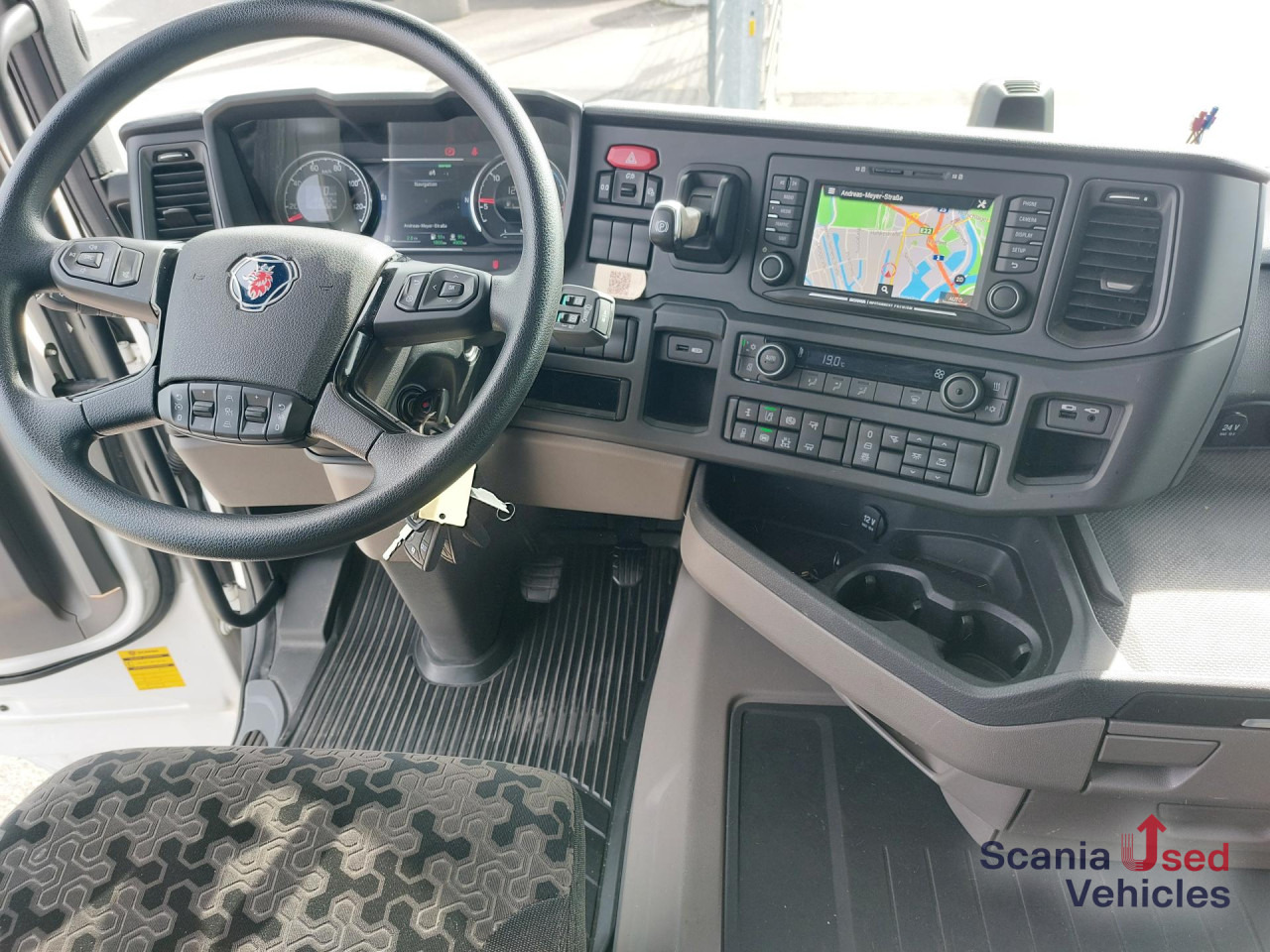 SCANIA R 460 A4x2NA SUPER, 2 Kreis Hydraulik - 牵引车:图3 SCANIA R 460 A4x2NA SUPER, 2 Kreis Hydraulik - 牵引车:图3