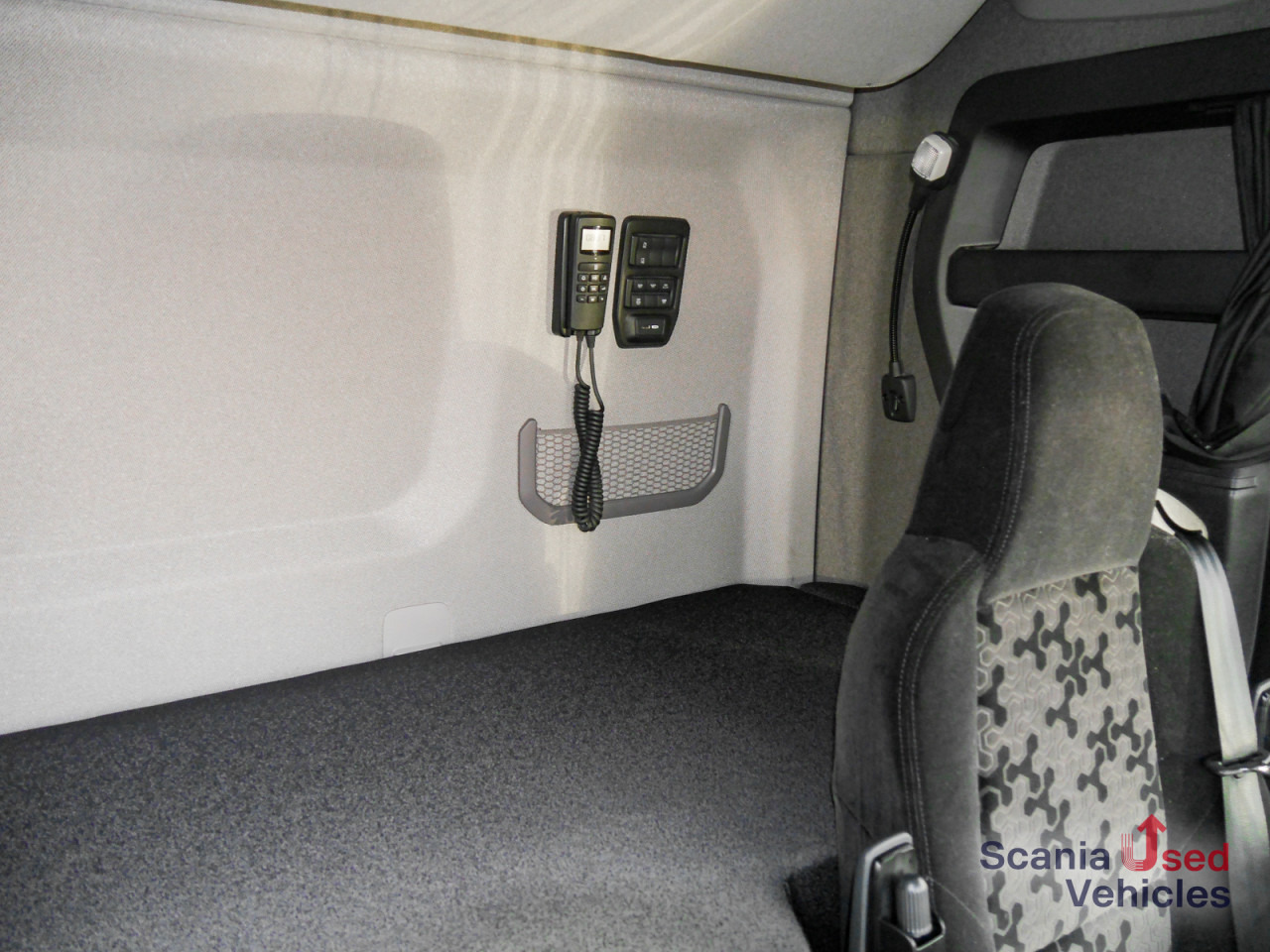 SCANIA R 460 A4x2EB - SUPER - - 牵引车:图2 SCANIA R 460 A4x2EB - SUPER - - 牵引车:图2