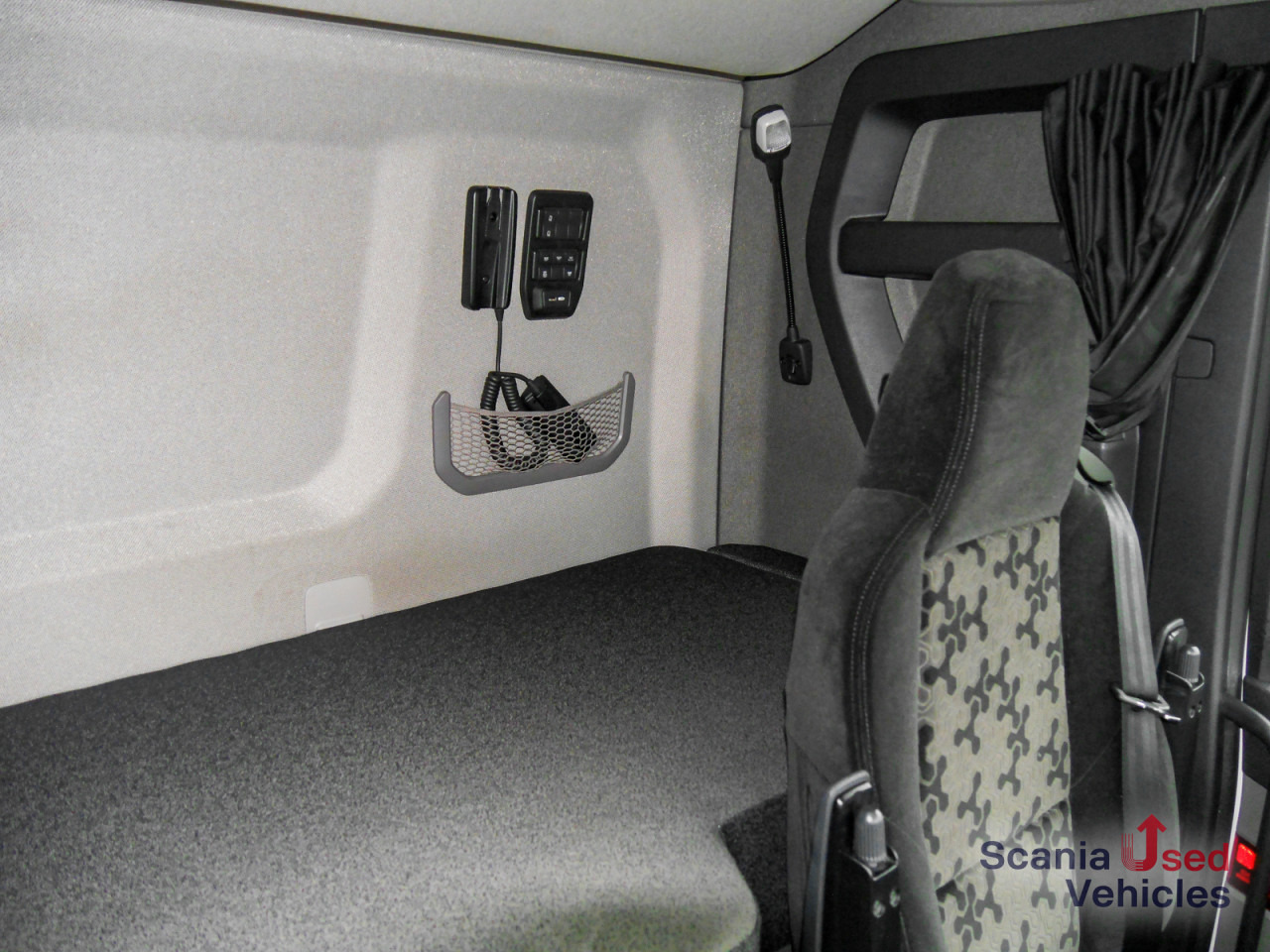 SCANIA R 460 A4x2EB - SUPER - - 牵引车:图2 SCANIA R 460 A4x2EB - SUPER - - 牵引车:图2