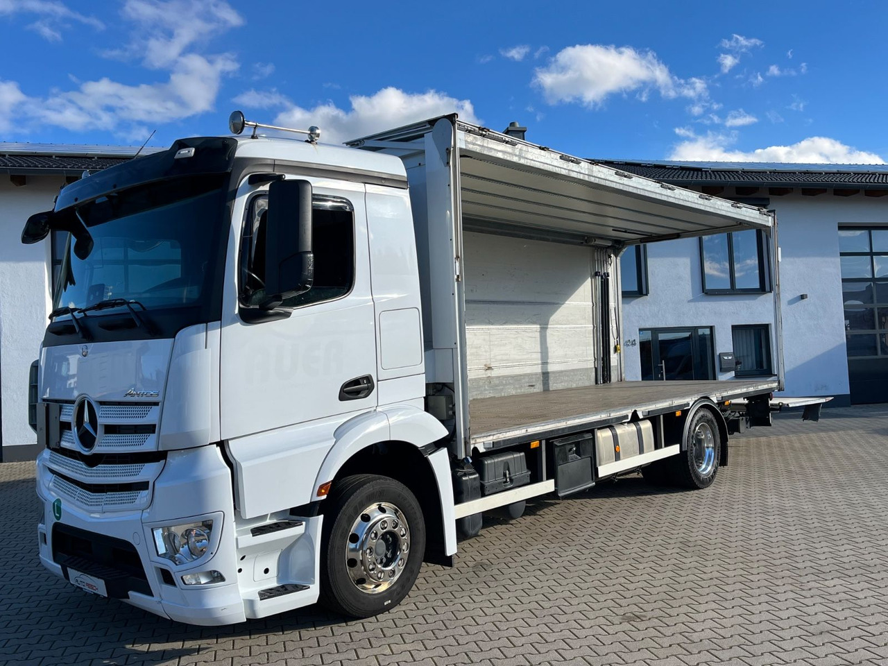 Mercedes-Benz Antos 1836 Klappwand Getränkekoffer beheizt - 饮料运输车:图3 Mercedes-Benz Antos 1836 Klappwand Getränkekoffer beheizt - 饮料运输车:图3