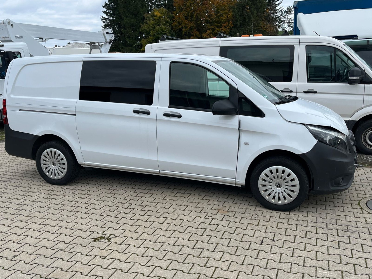 Mercedes-Benz Vito 116CDI 53384KM - 紧凑型面包车:图5 Mercedes-Benz Vito 116CDI 53384KM - 紧凑型面包车:图5