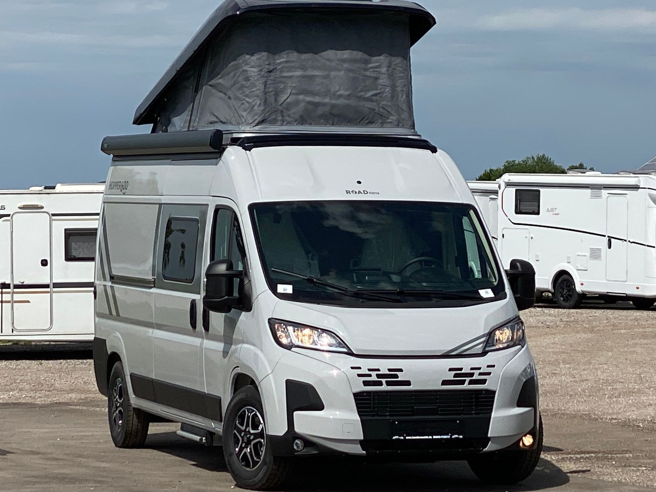 Carado CV 600 Aufstelldach,  white Label - 露营货车:图3 Carado CV 600 Aufstelldach,  white Label - 露营货车:图3