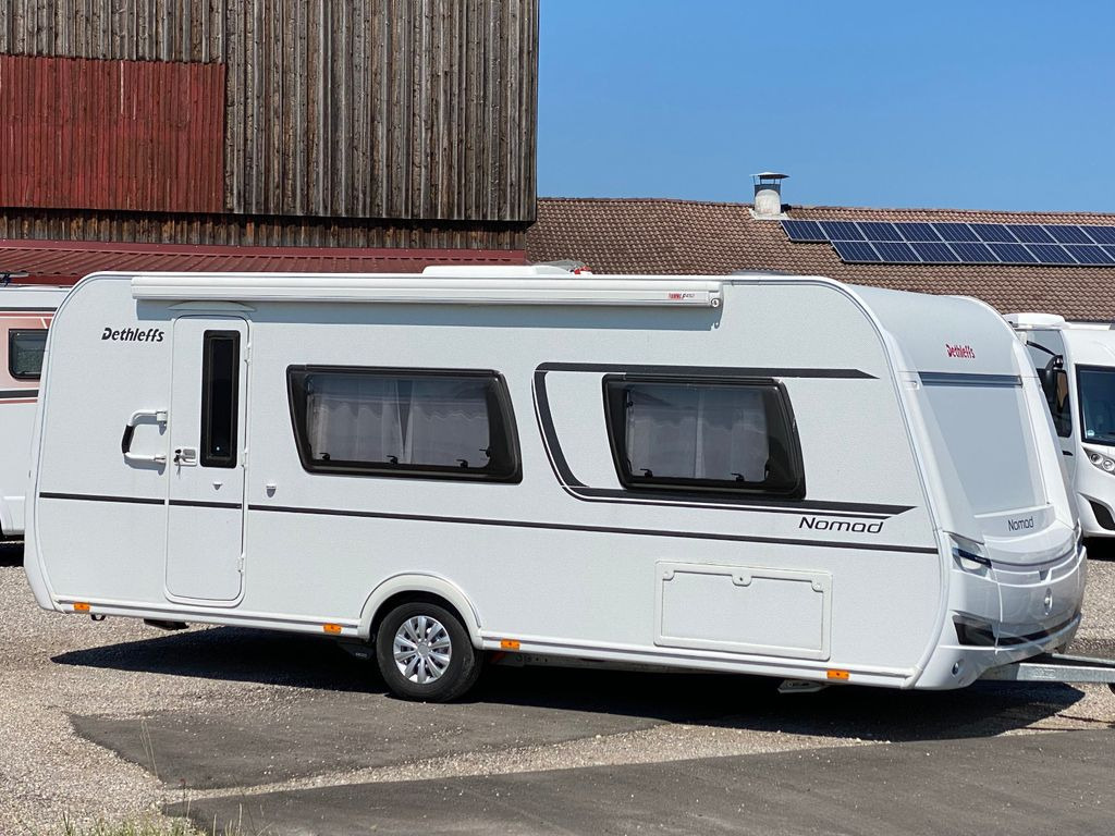 Dethleffs Nomad 520 ELT, Heckbad, SAT, Mover, Markise, ec - 旅行拖车:图2 Dethleffs Nomad 520 ELT, Heckbad, SAT, Mover, Markise, ec - 旅行拖车:图2