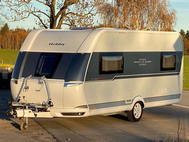 Hobby 495 UL, Einzellbetten, Mover, Vorzelt, - 旅行拖车:图1 Hobby 495 UL, Einzellbetten, Mover, Vorzelt, - 旅行拖车:图1