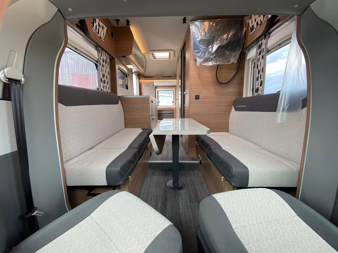 半集成房车 Knaus Tourer Van 500 LT, slide Bett, 4 P. Zulassung：图19