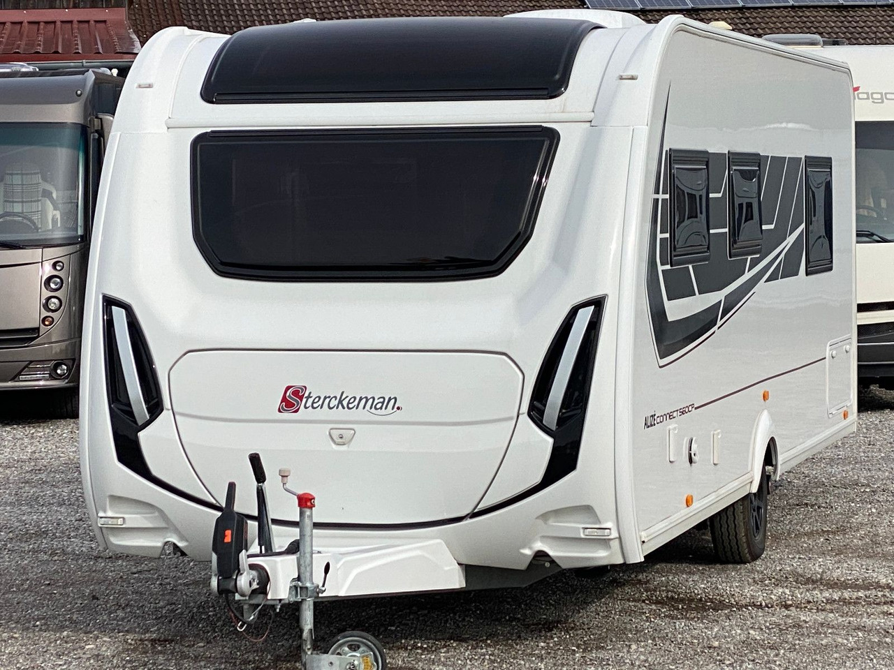 Sterckeman Alize Connect 560 CP, Quennsbett, Mover, Klima - 旅行拖车:图2 Sterckeman Alize Connect 560 CP, Quennsbett, Mover, Klima - 旅行拖车:图2
