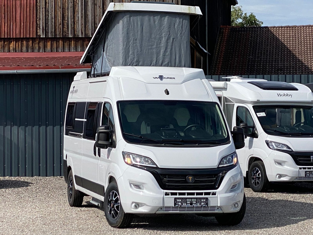 VANTourer 600 D 180PS, mit Aufstelldach,10 Zoll Fiat Navi - 露营货车:图2 VANTourer 600 D 180PS, mit Aufstelldach,10 Zoll Fiat Navi - 露营货车:图2