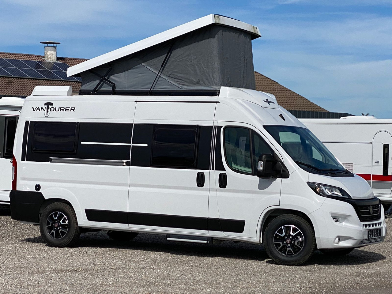VANTourer 600 D 180PS, mit Aufstelldach,10 Zoll Fiat Navi - 露营货车:图1 VANTourer 600 D 180PS, mit Aufstelldach,10 Zoll Fiat Navi - 露营货车:图1