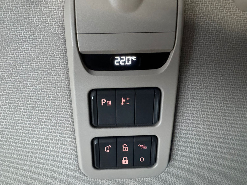 牵引车 DAF XF 480 SC / 2 Tanks / 2 Beds / Refrigerator：图14