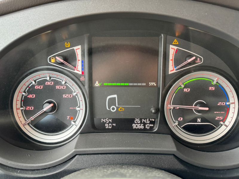 牵引车 DAF XF 480 SC / 2 Tanks / 2 Beds / Refrigerator：图9