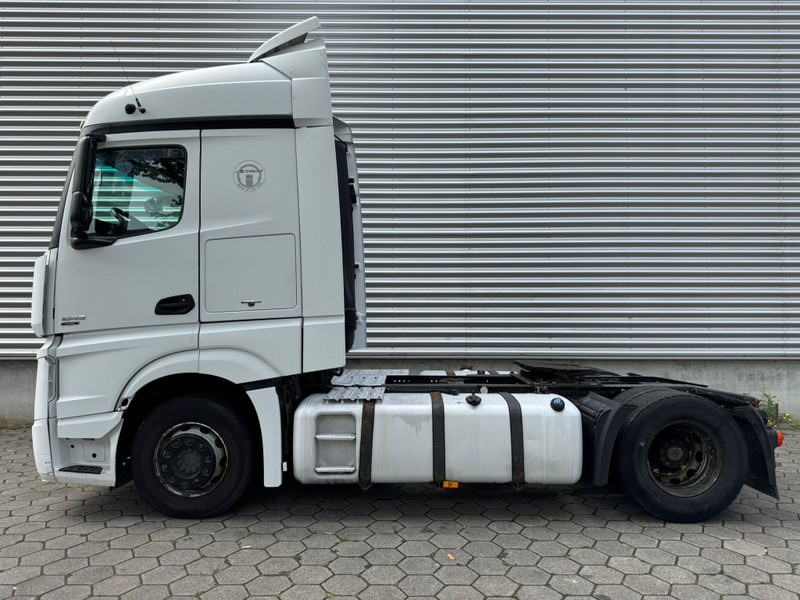 Mercedes-Benz Actros 1845 / Euro 5 / 2 Tanks / 2 In Stock - 牵引车:图5 Mercedes-Benz Actros 1845 / Euro 5 / 2 Tanks / 2 In Stock - 牵引车:图5