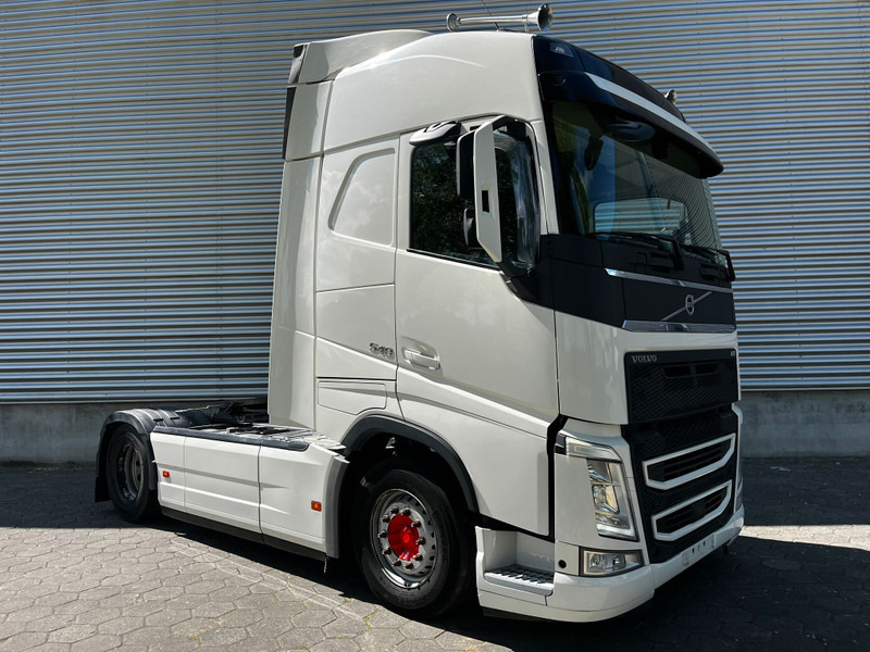 Volvo FH 540 / Retarder / I-Shift / I-Park Cool / Full Air / 2 Tanks - 牵引车:图2 Volvo FH 540 / Retarder / I-Shift / I-Park Cool / Full Air / 2 Tanks - 牵引车:图2