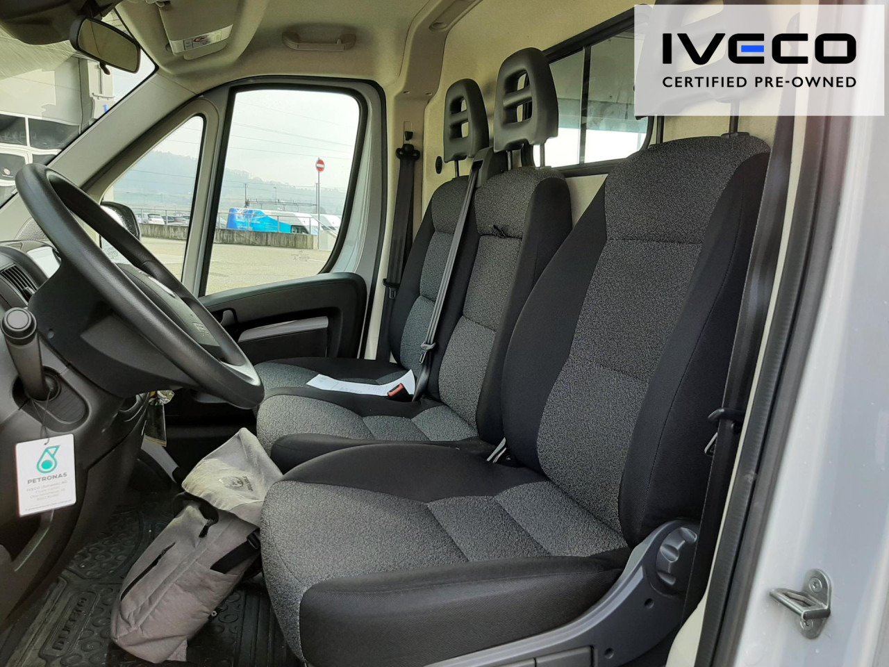 FIAT e-Ducato L2H2 teilverglast (47-kWh) - 无侧窗厢式货车, 电动小型货车:图3 FIAT e-Ducato L2H2 teilverglast (47-kWh) - 无侧窗厢式货车, 电动小型货车:图3