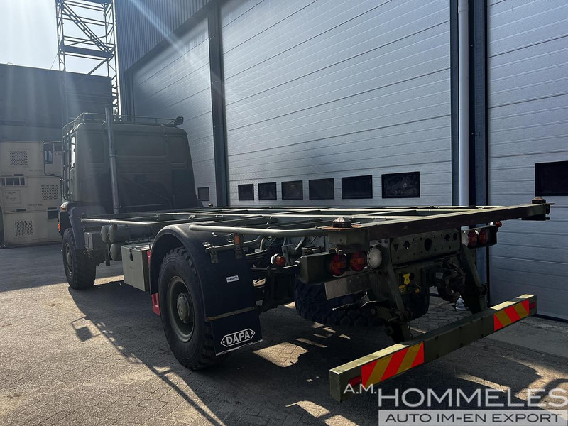 MAN 18.225 LAC 4x4 - 卡车:图3 MAN 18.225 LAC 4x4 - 卡车:图3