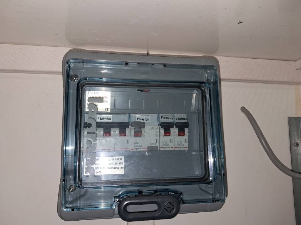 JJ-Trailer MV 3000FB Myyntivaunu - 汽车拖车:图5 JJ-Trailer MV 3000FB Myyntivaunu - 汽车拖车:图5