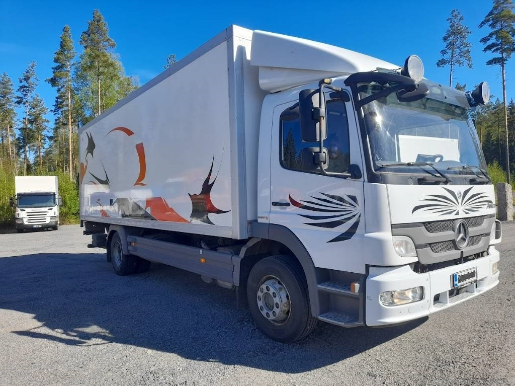 Mercedes-Benz Atego  - 厢式卡车:图3 Mercedes-Benz Atego  - 厢式卡车:图3