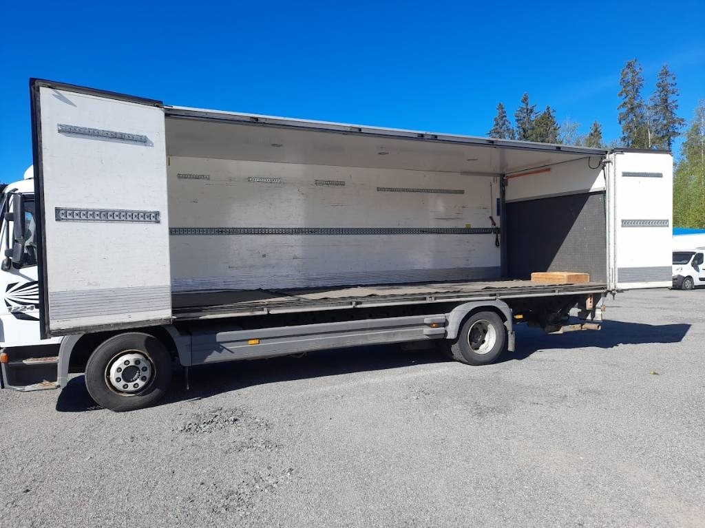 Mercedes-Benz Atego - 厢式卡车:图1 Mercedes-Benz Atego - 厢式卡车:图1