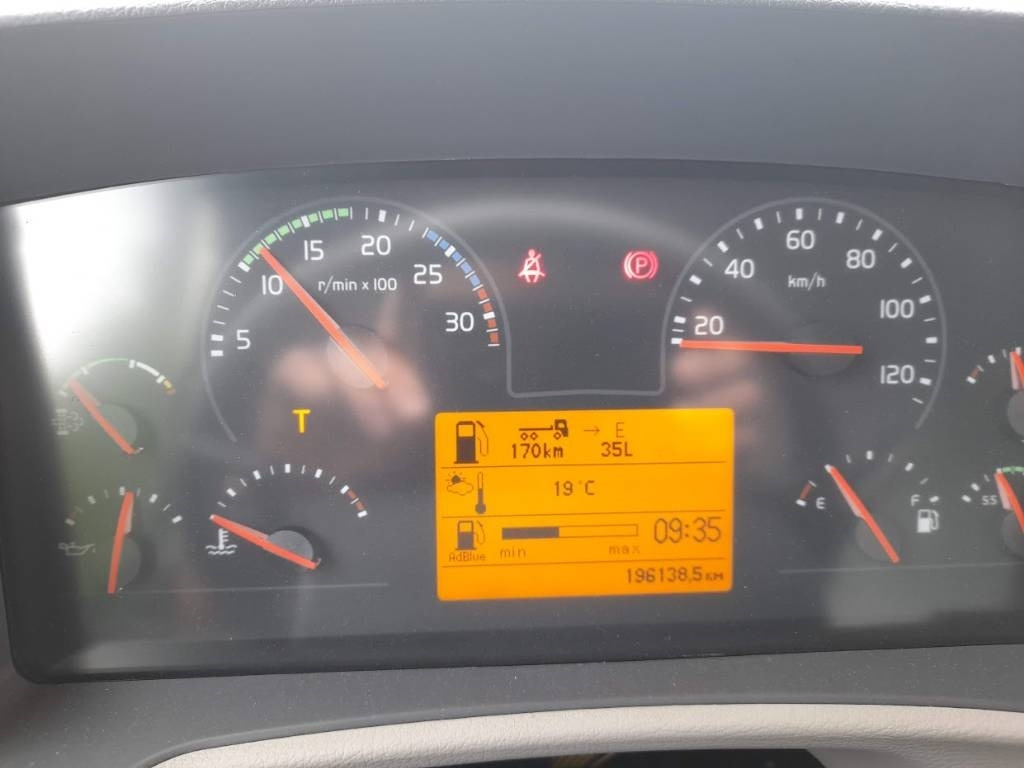 Volvo FL 210 - 冷藏车:图5 Volvo FL 210 - 冷藏车:图5