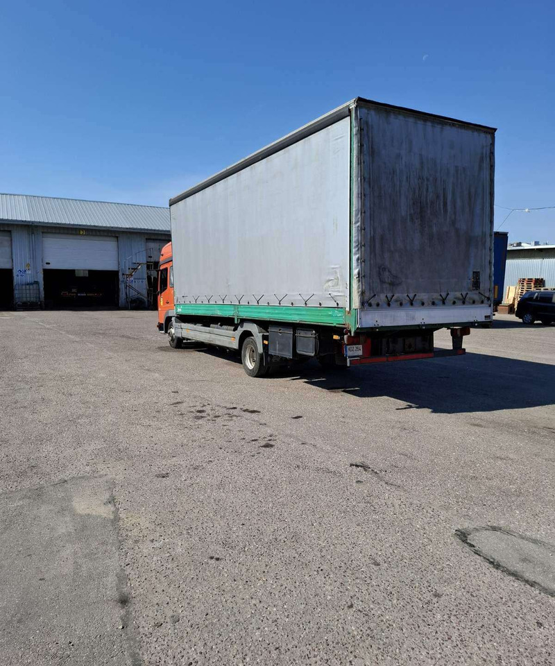 Mercedes-Benz Atego 818 - 侧帘卡车:图2 Mercedes-Benz Atego 818 - 侧帘卡车:图2