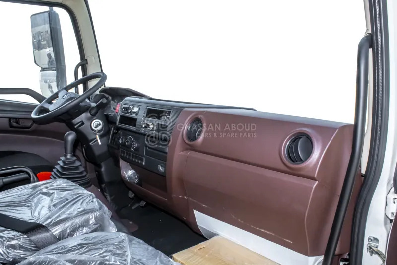 Hino 500 FD 4x2 Chassis - 驾驶室底盘卡车:图4 Hino 500 FD 4x2 Chassis - 驾驶室底盘卡车:图4