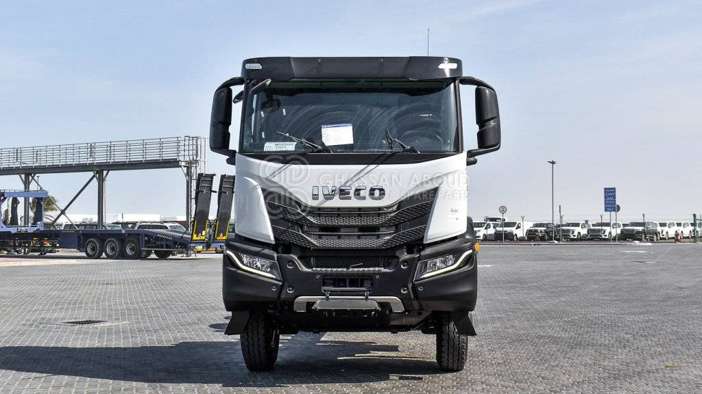 IVECO T-WAY Chassis 6×4 AT380T47H WHEELBASE 4500 MY24 - 驾驶室底盘卡车:图2 IVECO T-WAY Chassis 6×4 AT380T47H WHEELBASE 4500 MY24 - 驾驶室底盘卡车:图2