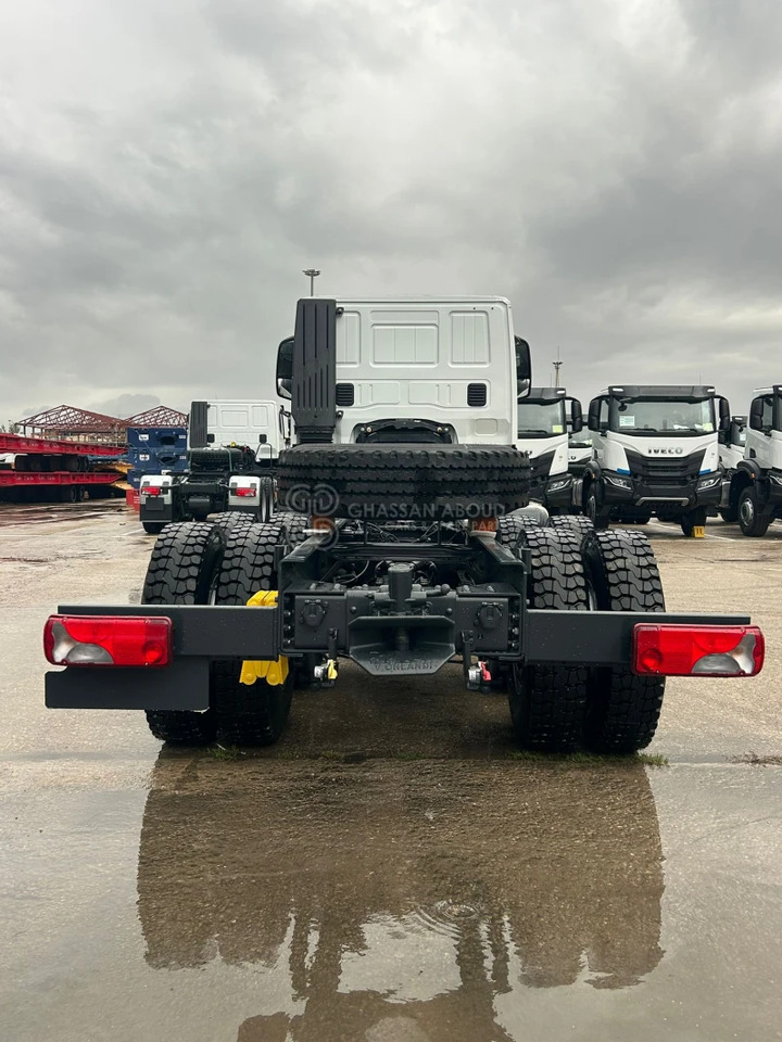 Iveco T-WAY AT380T43H 6x4 R20 Tyres Chassis - Barcelona Stock - 驾驶室底盘卡车:图4 Iveco T-WAY AT380T43H 6x4 R20 Tyres Chassis - Barcelona Stock - 驾驶室底盘卡车:图4