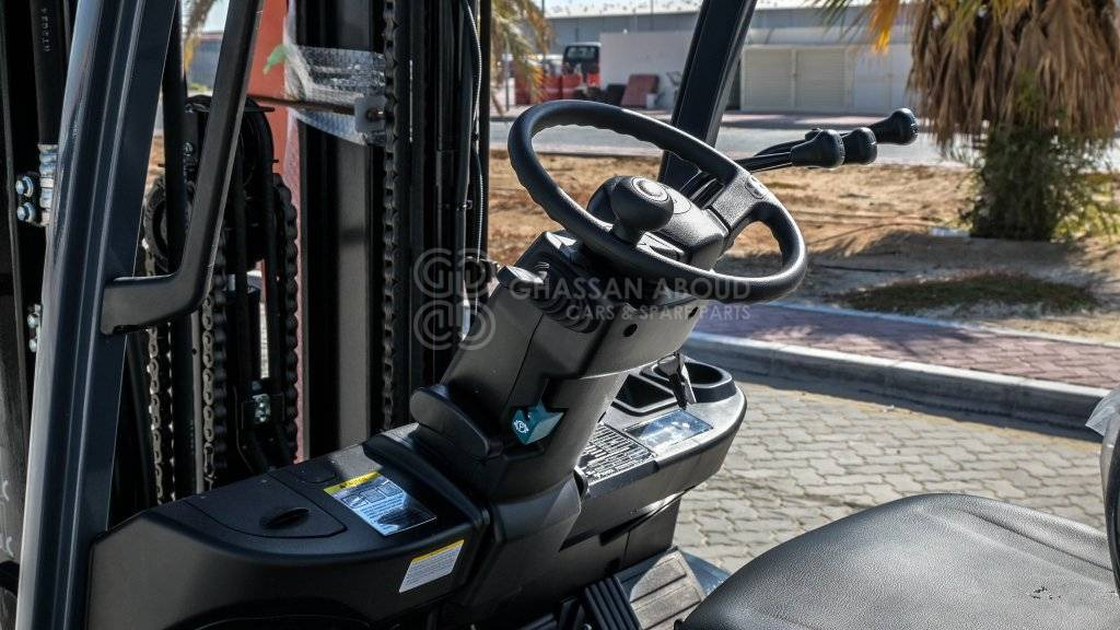 TOYOTA FORKLIFT DIESEL 3TON 3STAGE, 3LEVER 4500MM W/ SIDE SHIFT MY24 - 柴油叉车:图4 TOYOTA FORKLIFT DIESEL 3TON 3STAGE, 3LEVER 4500MM W/ SIDE SHIFT MY24 - 柴油叉车:图4
