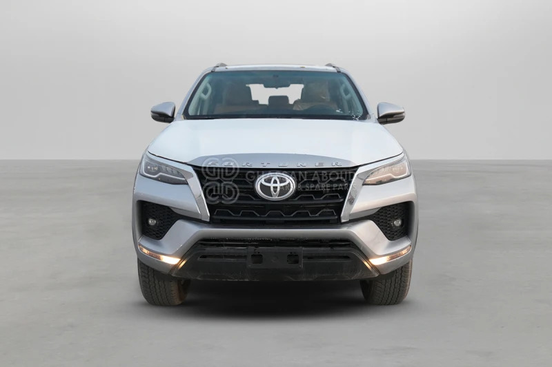 Toyota Fortuner 4x4 - 越野车:图2 Toyota Fortuner 4x4 - 越野车:图2
